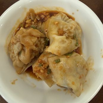 Northern Cafe RH - Chili oil C.15 紅油抄手(8)/  Pork Wonton With Chili(8).  Thick wrapping.  Not the my favorite thing. - Chinese Near Me - Rowland Heights, California