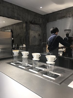Blue Bottle Coffee Sangenjaya Cafe Cafes 三軒茶屋1 33 18 三軒茶屋駅 世田谷区 東京都 Japan Restaurant Reviews Phone Number Yelp