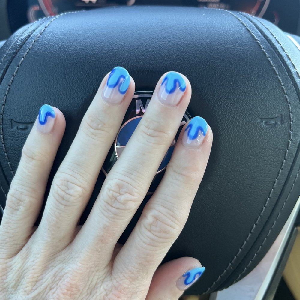 Skye Nail Lounge - Nail Salons Near Me - Las Vegas, Nevada
