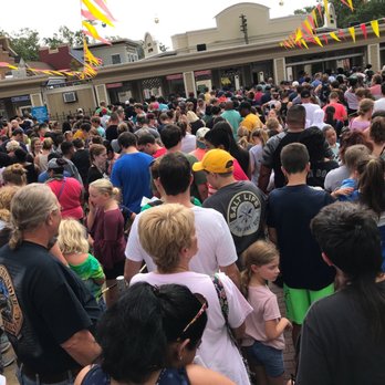 Six Flags Great Adventure - Amusement Parks Near Me - Jackson Township, New Jersey