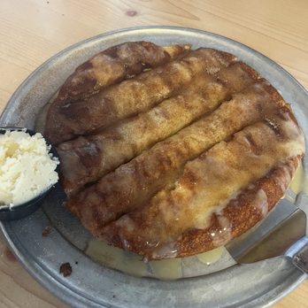 Pizza Place - Chelsea's Breadsticks (dessert) - Pizza Near Me - Tropic, Utah
