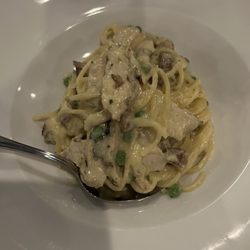 Leo's Italian Social - Chicken carbonera