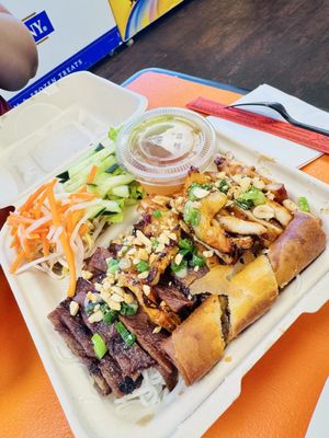 CôNu’s Corner Phở & Bánh Mì Sandwiches by null