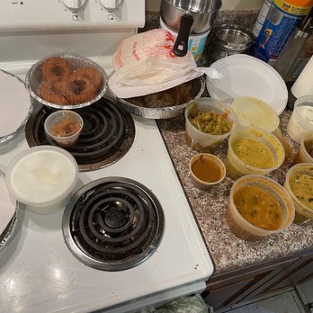 Sri Ananda Bhavan - Family meals - two big rice boxes, papads, vadas, poori/roti (4) along with other items - Indian Near Me - Sunnyvale, California Sri Ananda Bhavan - Family meals - two big rice boxes, papads, vadas, poori/roti (4) along with other items - Indian Near Me - Sunnyvale, California