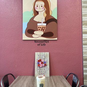 A Tea 7 - Cloud 9, 25% sugar, should have said light ice as well. The actual liquid (caught a glimpse of it) was barely 3in of the cup. - Bubble Tea Near Me - Chula Vista, California