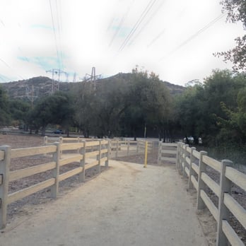Trails Council Link - Approaching Descanso Drive - Hiking Near Me - La Cañada Flintridge, California Trails Council Link - Approaching Descanso Drive - Hiking Near Me - La Cañada Flintridge, California