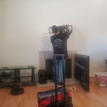 Xpress TV Installation  - Gary working hard, and doing good work. - TV Mounting Near Me