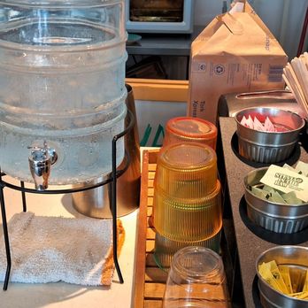 Leafs and Grounds - Self serve bar - Coffee & Tea Near Me - Las Vegas, Nevada