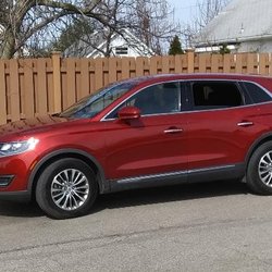 Someguyandhiscar - Ride in style in my luxury Lincoln SUV