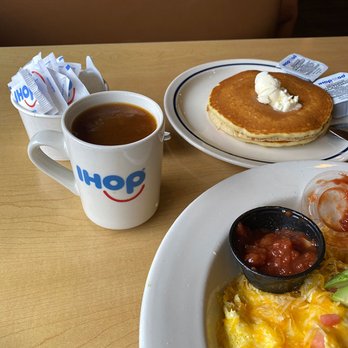 IHOP - Breakfast & Brunch Near Me - Chicago, Illinois