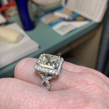 DeVons Jewelers - Watches Near Me - Stockton, California