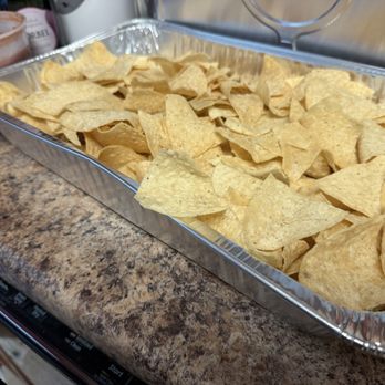 Los Jefes Grill Harahan - Pan of chips 8-10 catering - Mexican Near Me - Harahan, Louisiana Los Jefes Grill Harahan - Pan of chips 8-10 catering - Mexican Near Me - Harahan, Louisiana