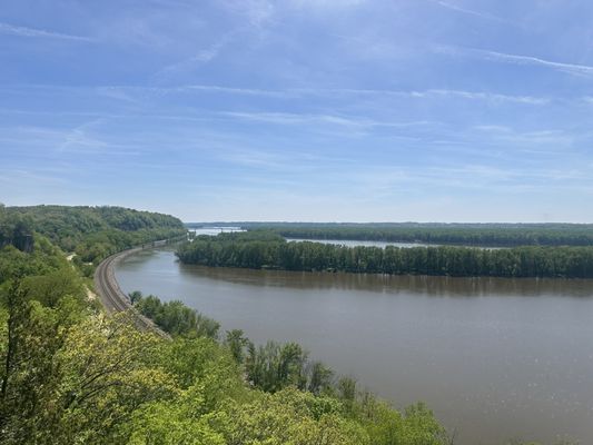 Mississippi Palisades State Park by null