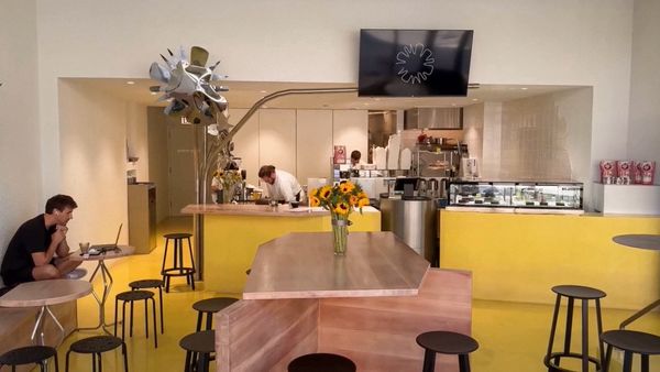 HEYDAY EATERY by null