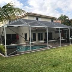 Slide of EBG Screen Enclosures & Techos De Aluminio