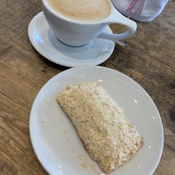 Olive & Thyme - Blueberry pop tart and dirty chai latte - Sandwiches Near Me - Toluca Lake, California Olive & Thyme - Blueberry pop tart and dirty chai latte - Sandwiches Near Me - Toluca Lake, California