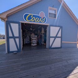 Cow’s Creamery - Location by the waterfront