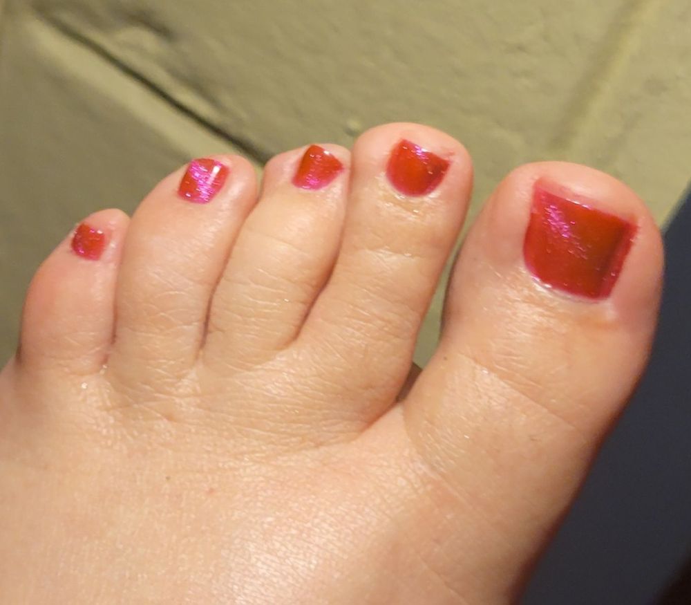 Bellacure Nails and Spa Logo