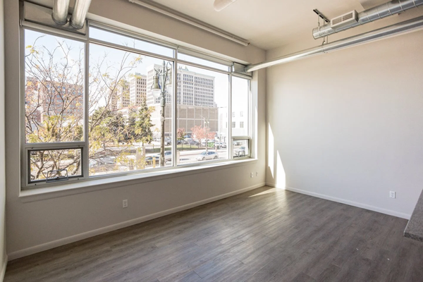 Baltimore Station by null