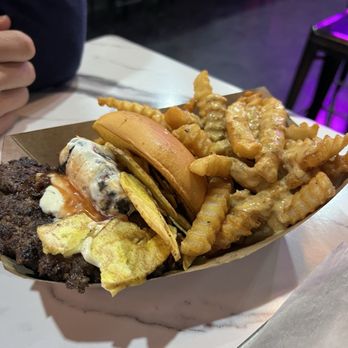 Papi Smash'd Burger - Noche En Miami - Burgers Near Me - Orlando, Florida