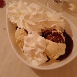 La pizza da Pippo - Dame blanche (géante: 4 boules de glace)
