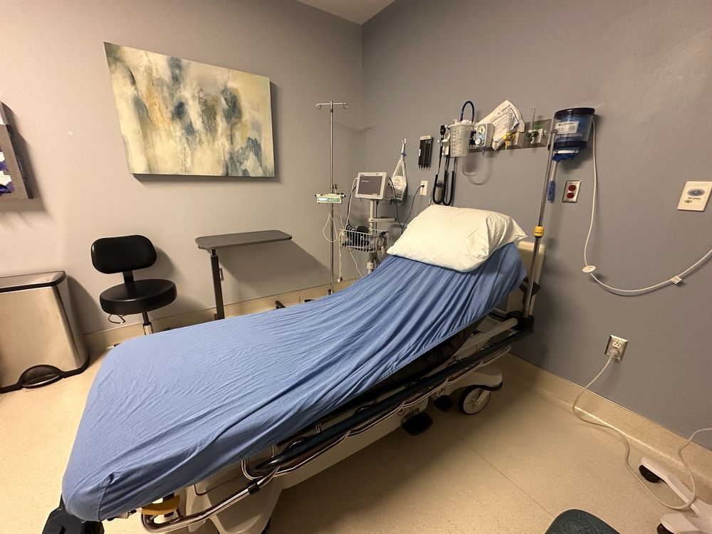 Tucson ER & Hospital - patient advocate in Tucson, AZ