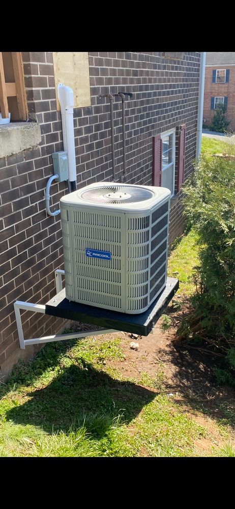 Slide of Mr Breeze HVAC, Hot Water & Plumbing Service