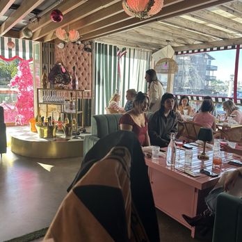 Nigel's Waterfront Restaurant - Bars Near Me - Long Beach, California