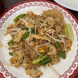 Soi 4 Thai - Pad Thai Chicken