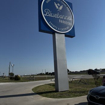 BlueBonnet BBQ - Barbeque Near Me - Waxahachie, Texas