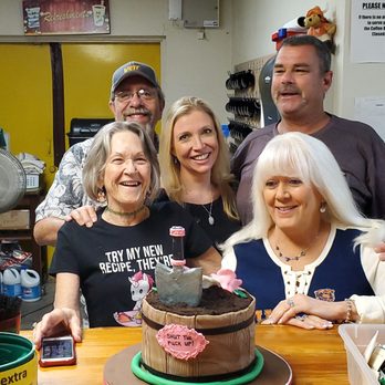 EndLesley Sweet - Custom Cakes Near Me