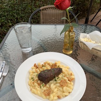 The Farish House - Mac and cheese with shortribs - Wine Bars Near Me - Phoenix, Arizona The Farish House - Mac and cheese with shortribs - Wine Bars Near Me - Phoenix, Arizona