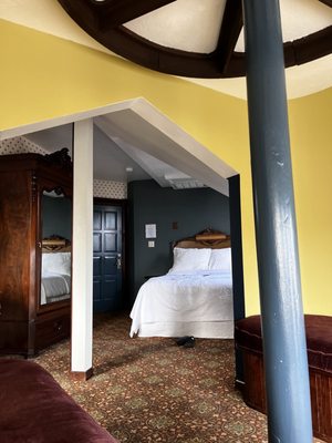 Inn at 2nd & C by null