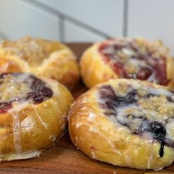 Gourmet Kolache Kafe - Traditional koalches