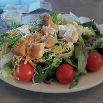 Charmer’s Fresh Burgers - Large salad and ranch dressing - Burgers Near Me - Banning, California