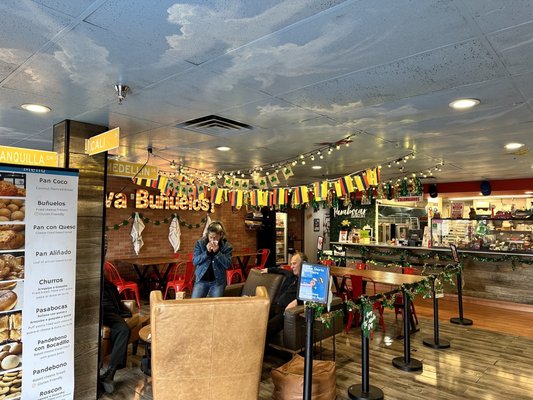 Pasabocas Colombian Bakery by null