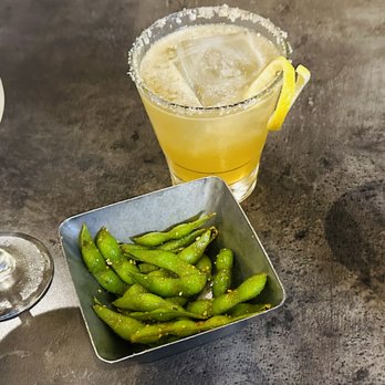 Goen Dining + Bar - GOEN Lychee Martini, Omakase Beer, Edamame - Pan Asian Near Me - Kailua, Hawaii