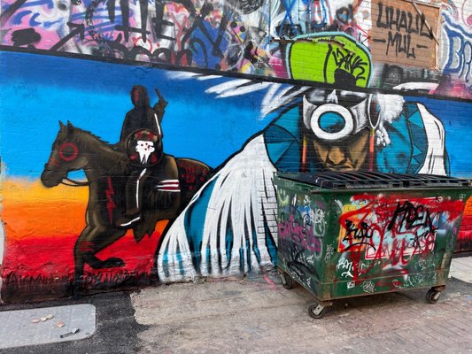 Art Alley by null