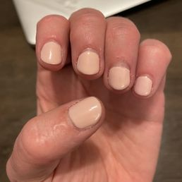 My rushed gel manicure, cuticles weren't cut and the nails aren't even filed evenly My rushed gel manicure, cuticles weren't cut and the nails aren't even filed evenly