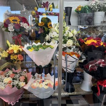 La Croix Flowers - Inside shop - Florists Near Me - Whittier, California La Croix Flowers - Inside shop - Florists Near Me - Whittier, California