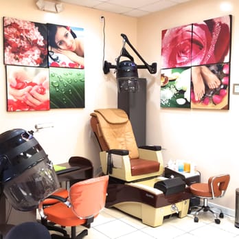 Yvelisse Salon - Nail Stations - Hair Salons Near Me - Charlotte, North Carolina Yvelisse Salon - Nail Stations - Hair Salons Near Me - Charlotte, North Carolina