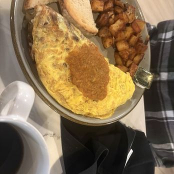 The Breakfast Corner - Omelette side of potatoes - Breakfast & Brunch Near Me - St. Louis, Missouri The Breakfast Corner - Omelette side of potatoes - Breakfast & Brunch Near Me - St. Louis, Missouri