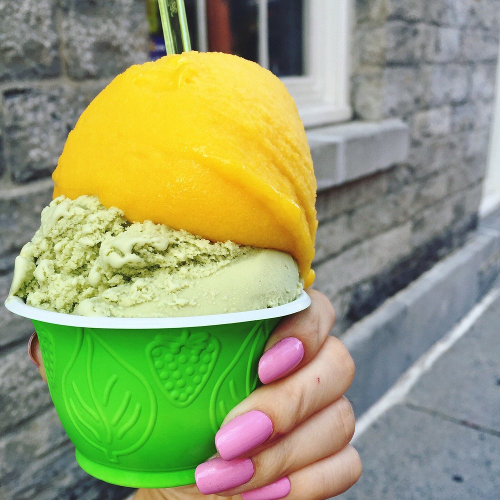 Mango and pistachio! Mango and pistachio!