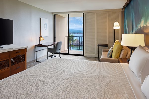 Courtyard by Marriott King Kamehameha's Kona Beach Hotel by null