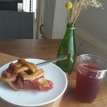 Zak The Baker - The rhubarb and strawberry pie with the iced hibiscus tea were scrumptious! - Kosher Near Me - Miami, Florida
