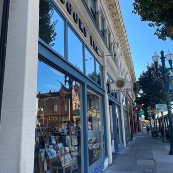 Books - Bookstores Near Me - Alameda, California
