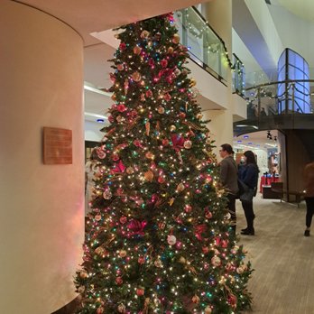 Goodman Theatre - Christmas tree decorations in the lobby - Performing Arts Near Me - Chicago, Illinois
