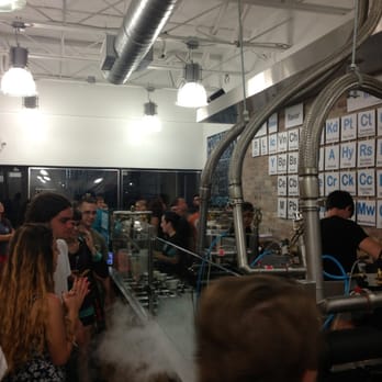 Chill-N Ice Cream Pinecrest - This place is packed! - Ice Cream & Frozen Yogurt Near Me - Pinecrest, Florida