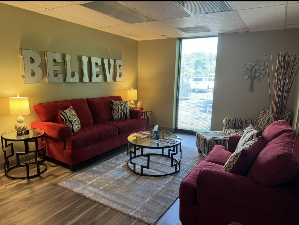 Lindsay Gunther Therapy & Wellness - grief counselor in Knoxville, TN