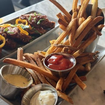 6Smith - Seafood Near Me - Wayzata, Minnesota
